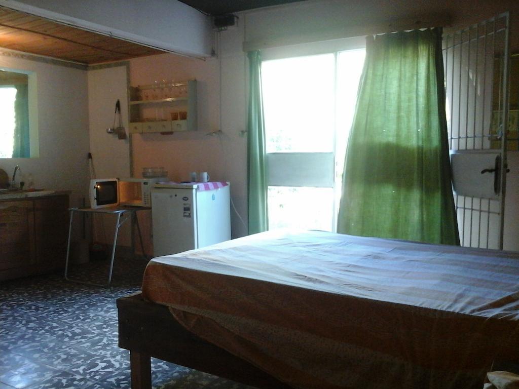 Carmelo Hostel الغرفة الصورة